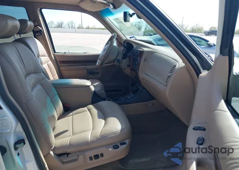 1999 Ford Explorer Eddie Bauer/Limited Edition/Xlt from USA, damaged, VIN 1FMZU32E4XZA10330